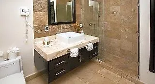 *** Hotel Condo El Faro Coral By Playa Paradise Playa del Carmen Mexico