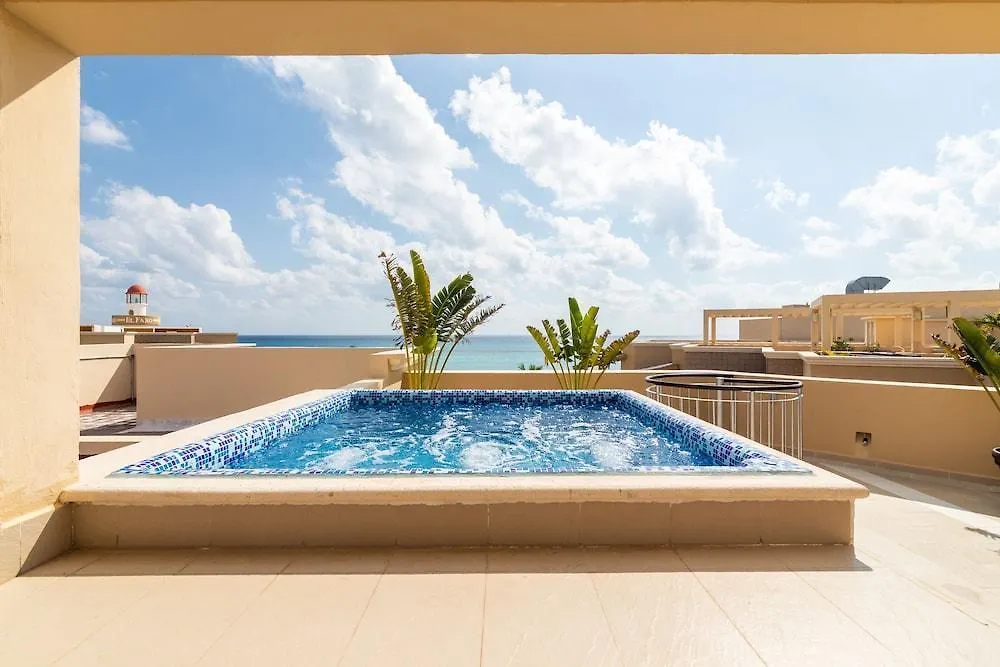Condo El Faro Coral By Playa Paradise 신데 델 카르멘 호텔
